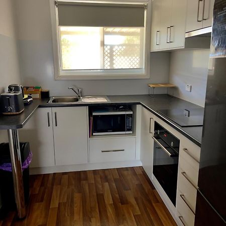 Kulin Erindale Apartments Екстериор снимка