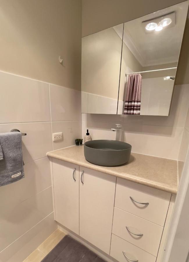 Kulin Erindale Apartments Екстериор снимка